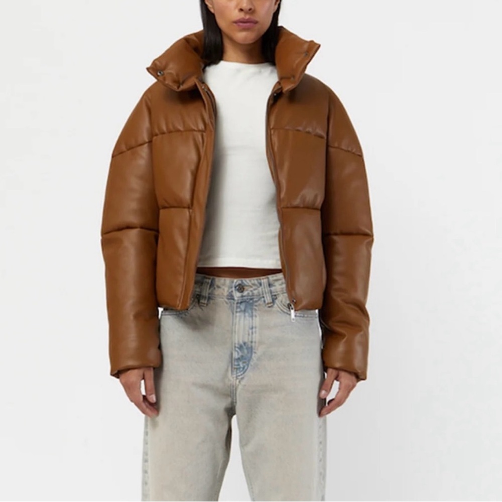 Apparis faux leather puffer jacket size medium